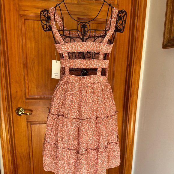 New In, Size Large, Rust & White - Picture 2 of 11